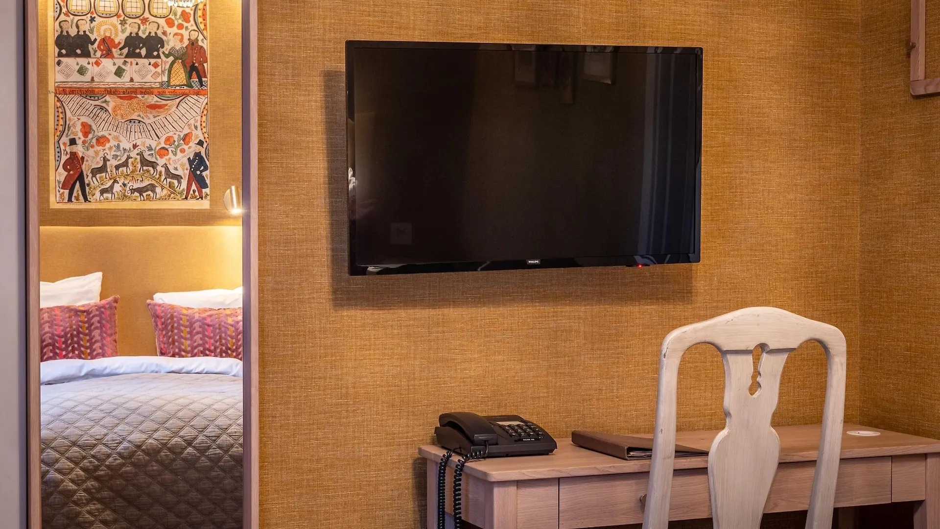 Lady Hamilton Hotel Stockholm 4*,